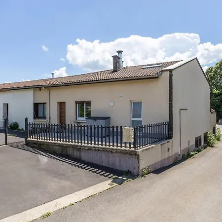 -appt Lumineux & Calme - Vulcania A 10 Min Lägenhet *