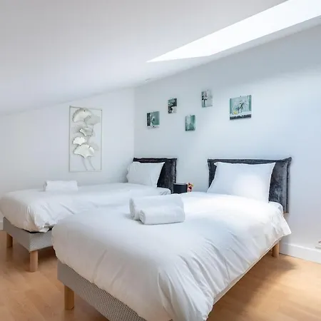 -appt Lumineux & Calme - Vulcania A 10 Min Lägenhet *